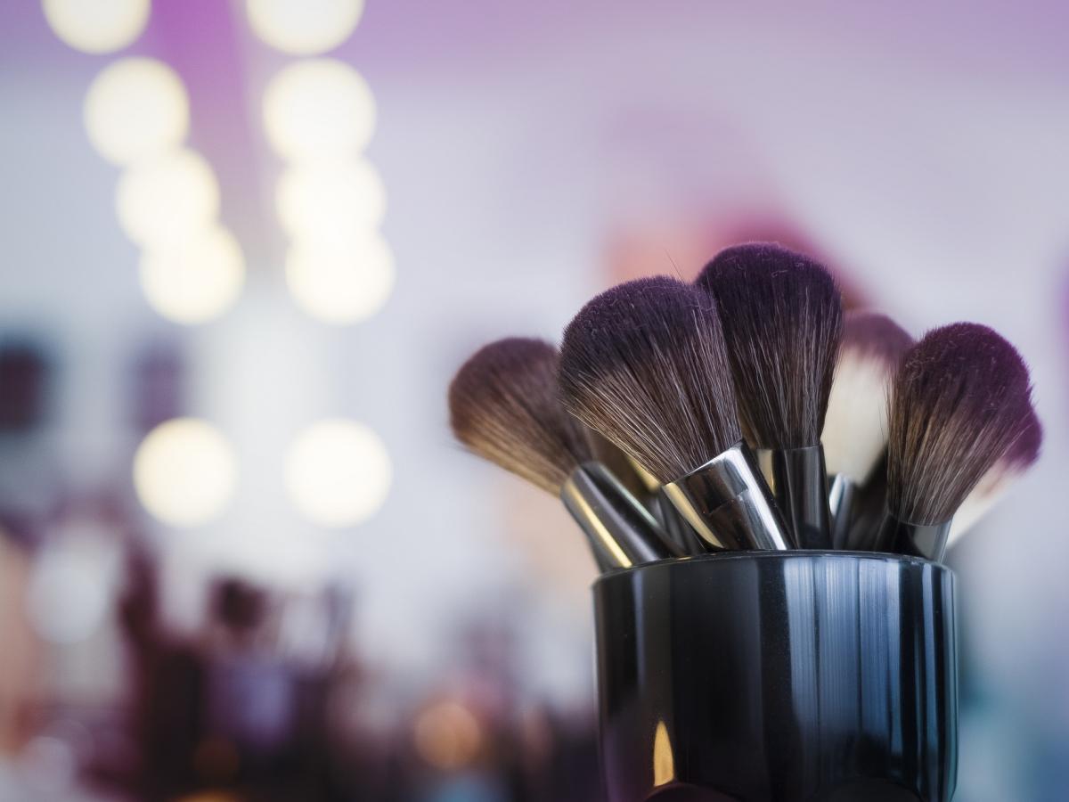 Make-up im Kosmetikstudio Blickfang in Dafins